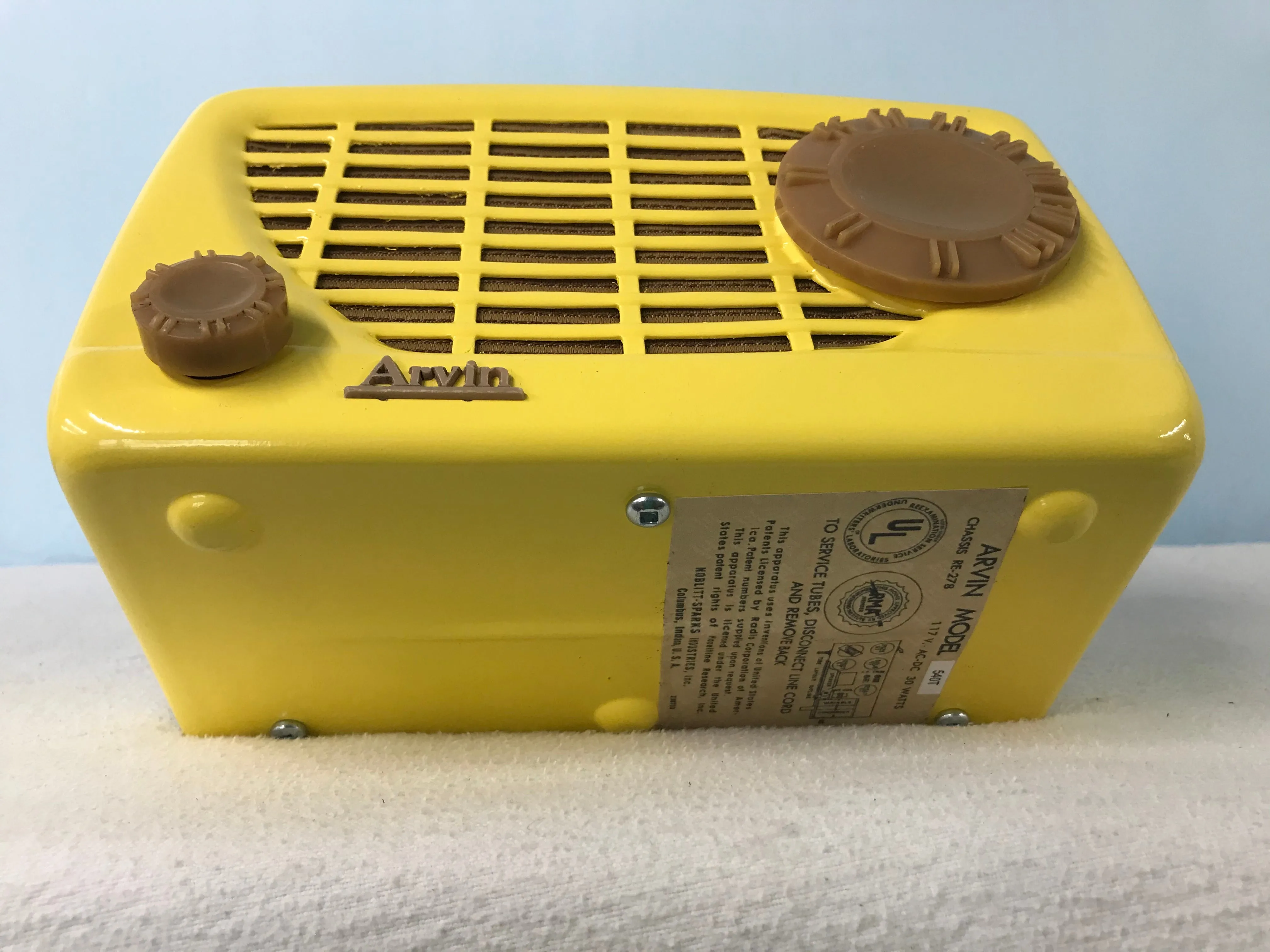1951 Arvin 540T Midget Tube Radio With Bluetooth input.