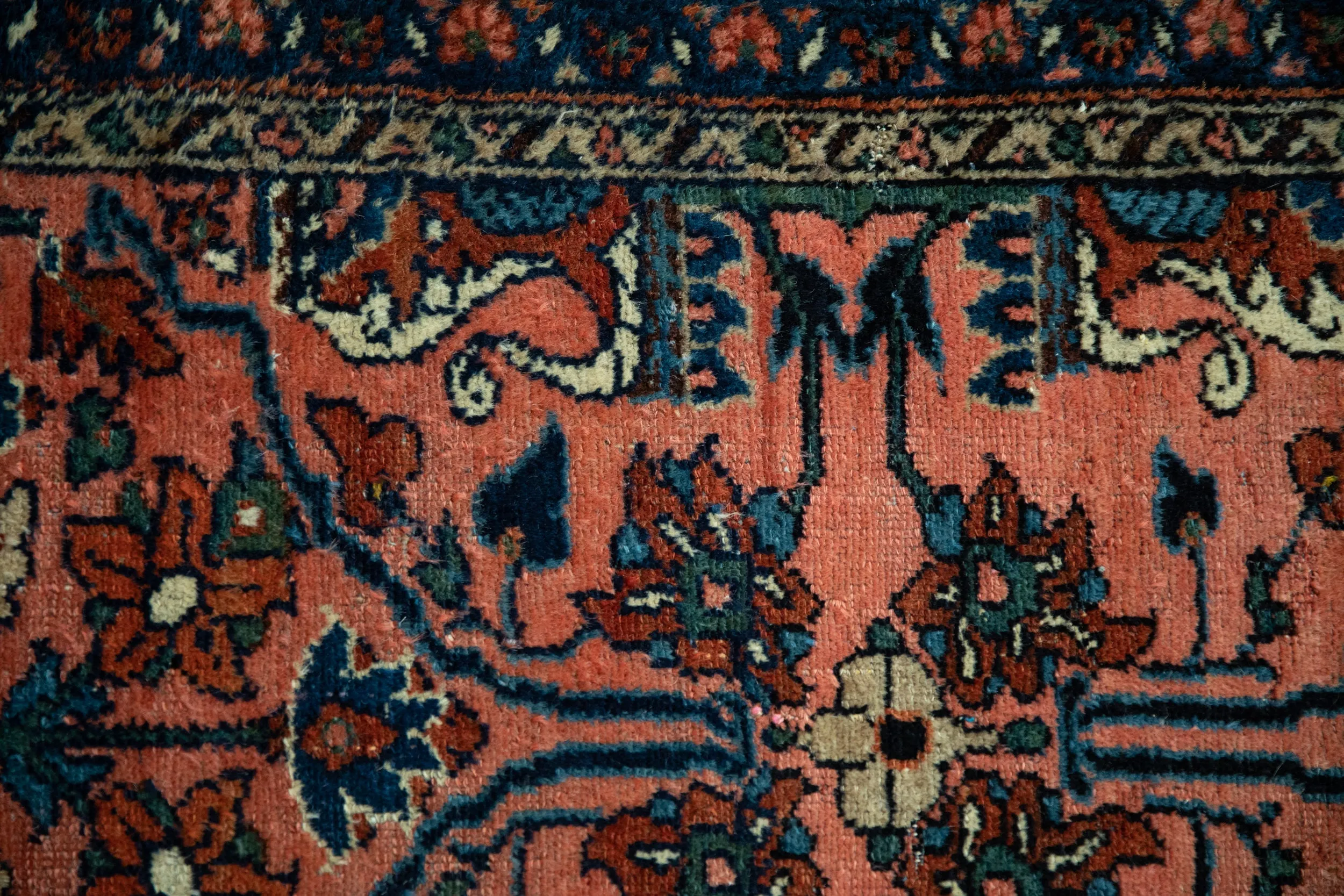 2.5x4 Vintage Lilihan Rug