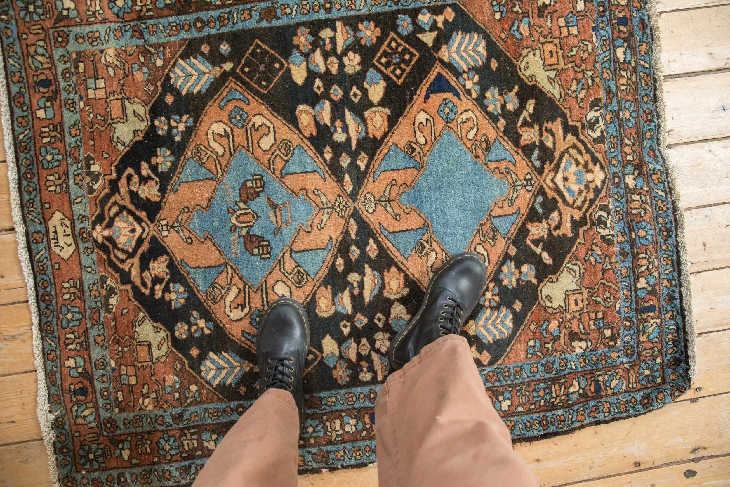 3.5x4.5 Vintage Fine Heriz Square Rug