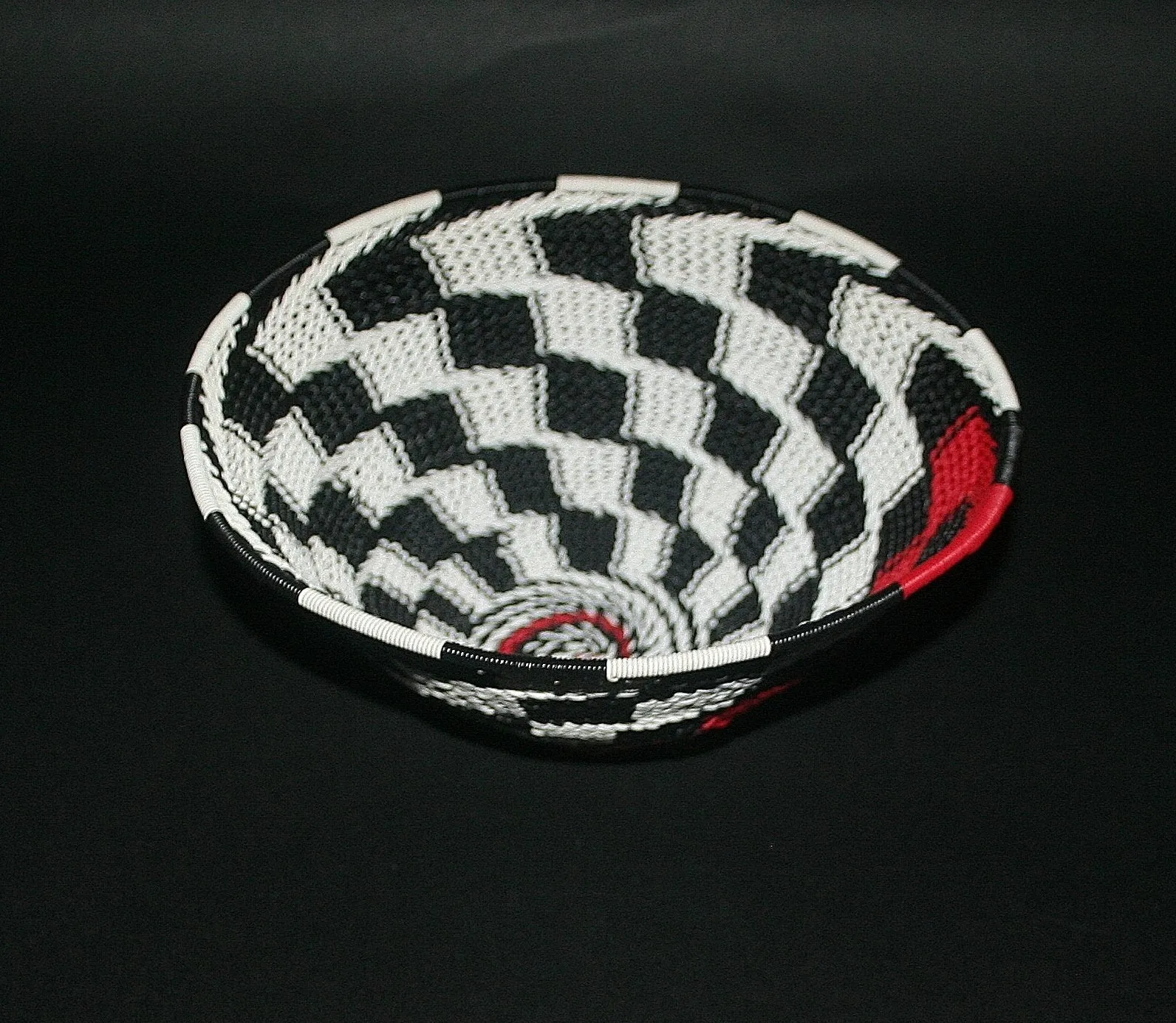 African Telephone Wire Bowl Zulu Basket White Black Red Swirl - 7.5" D X 3.5" H