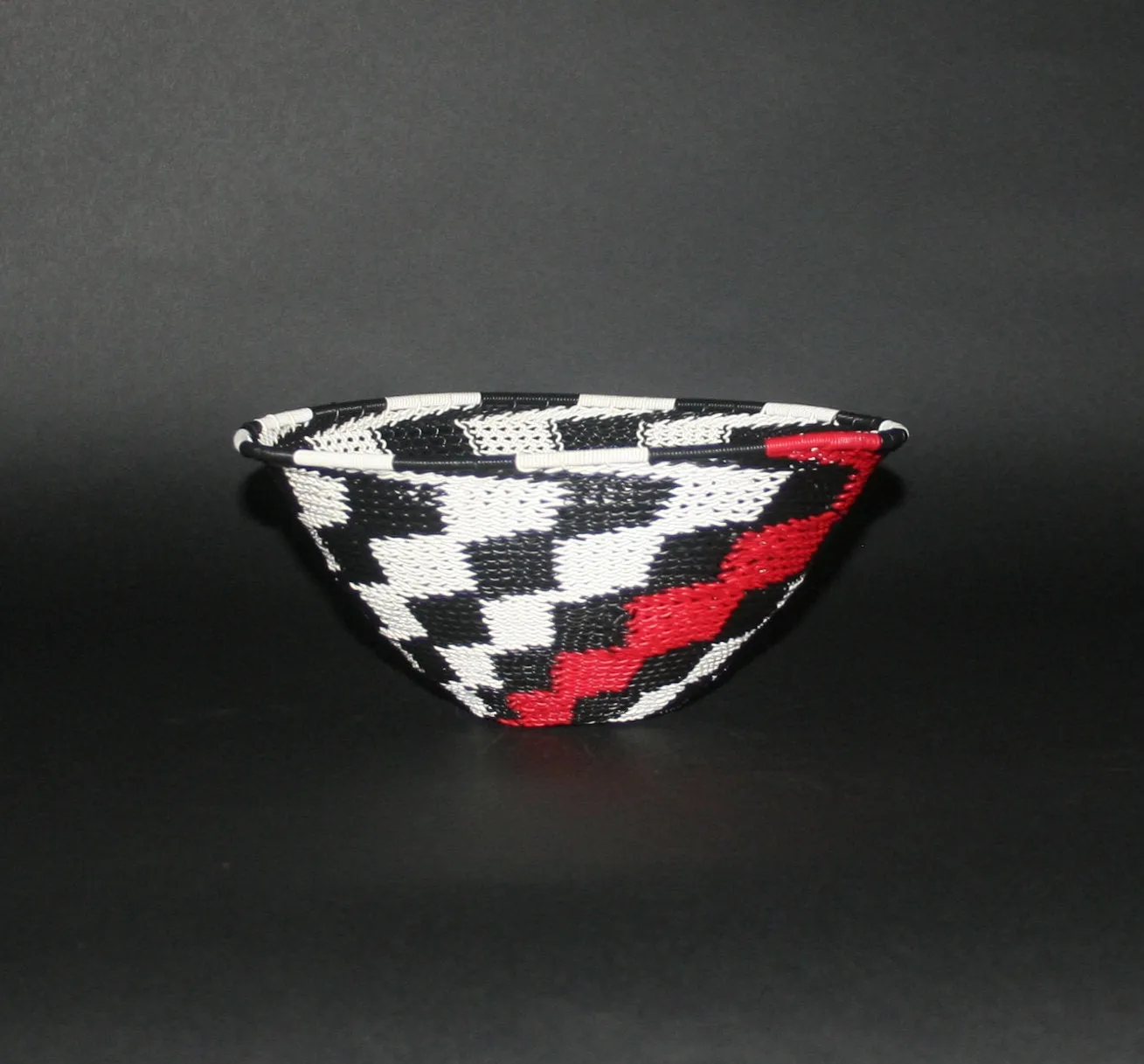 African Telephone Wire Bowl Zulu Basket White Black Red Swirl - 7.5" D X 3.5" H