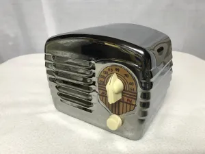 Arvin Midget Tube Radio With Bluetooth input.