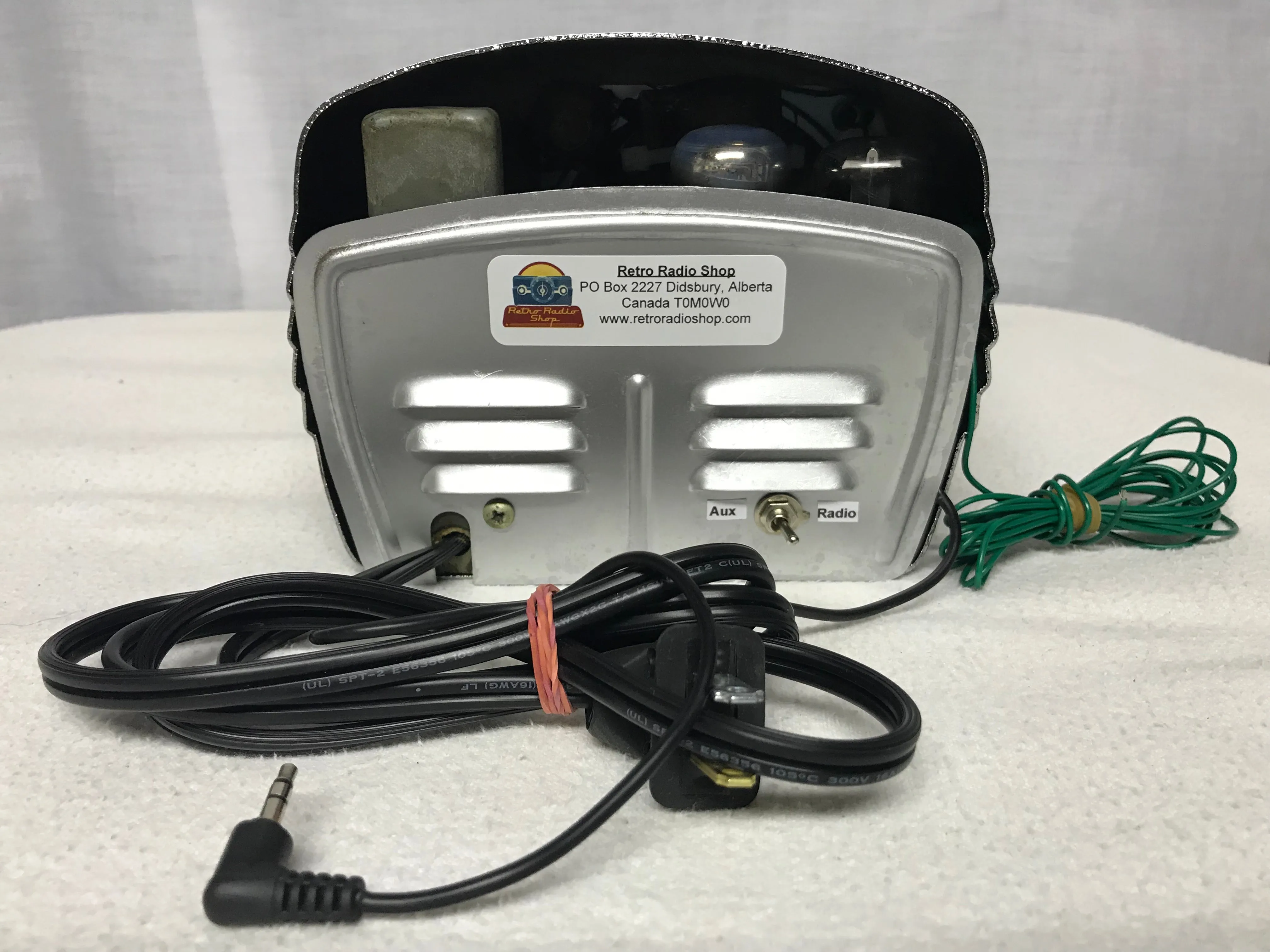 Arvin Midget Tube Radio With Bluetooth input.