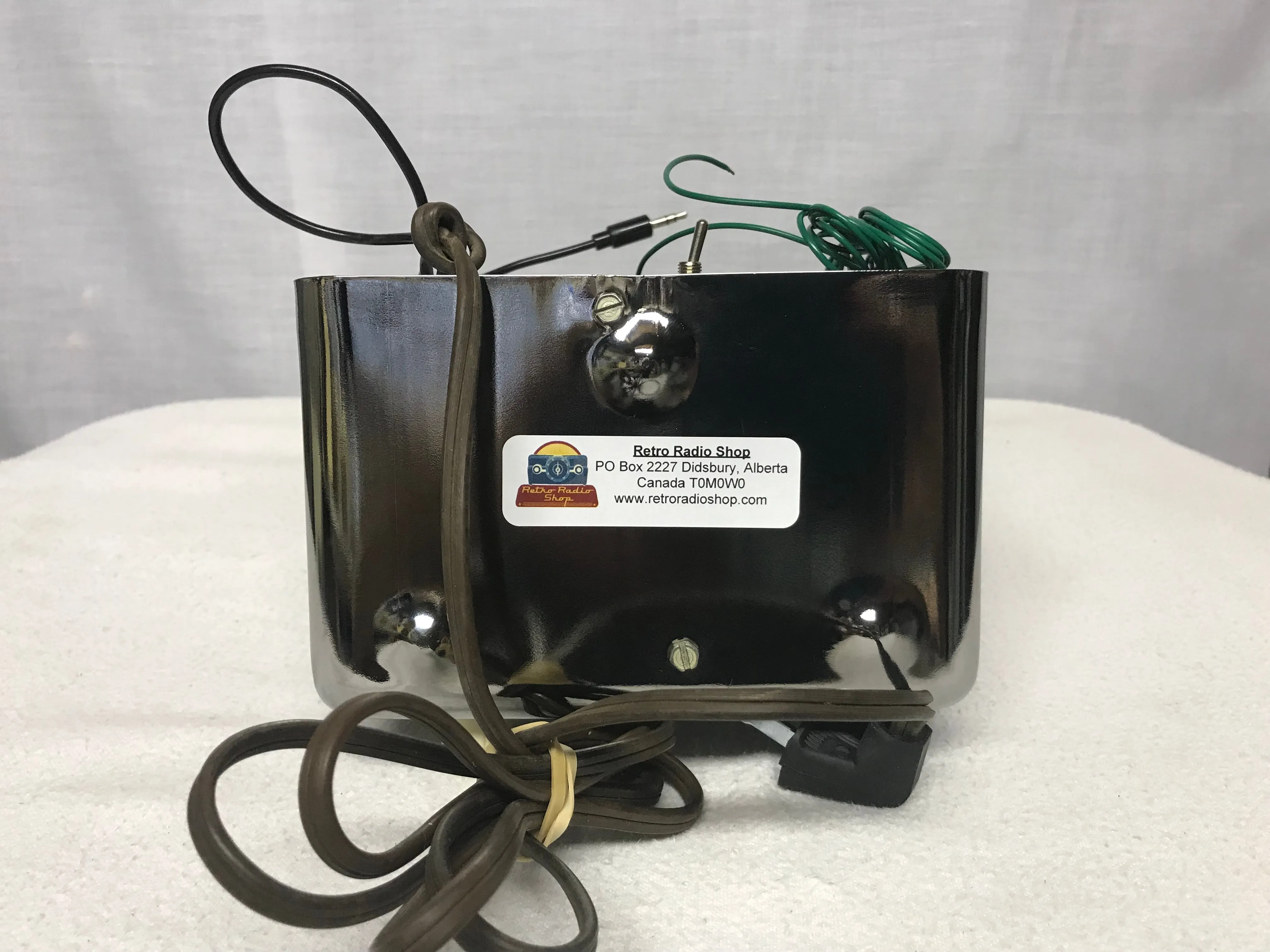 Chrome Silvertone Midget Tube Radio With Bluetooth input.