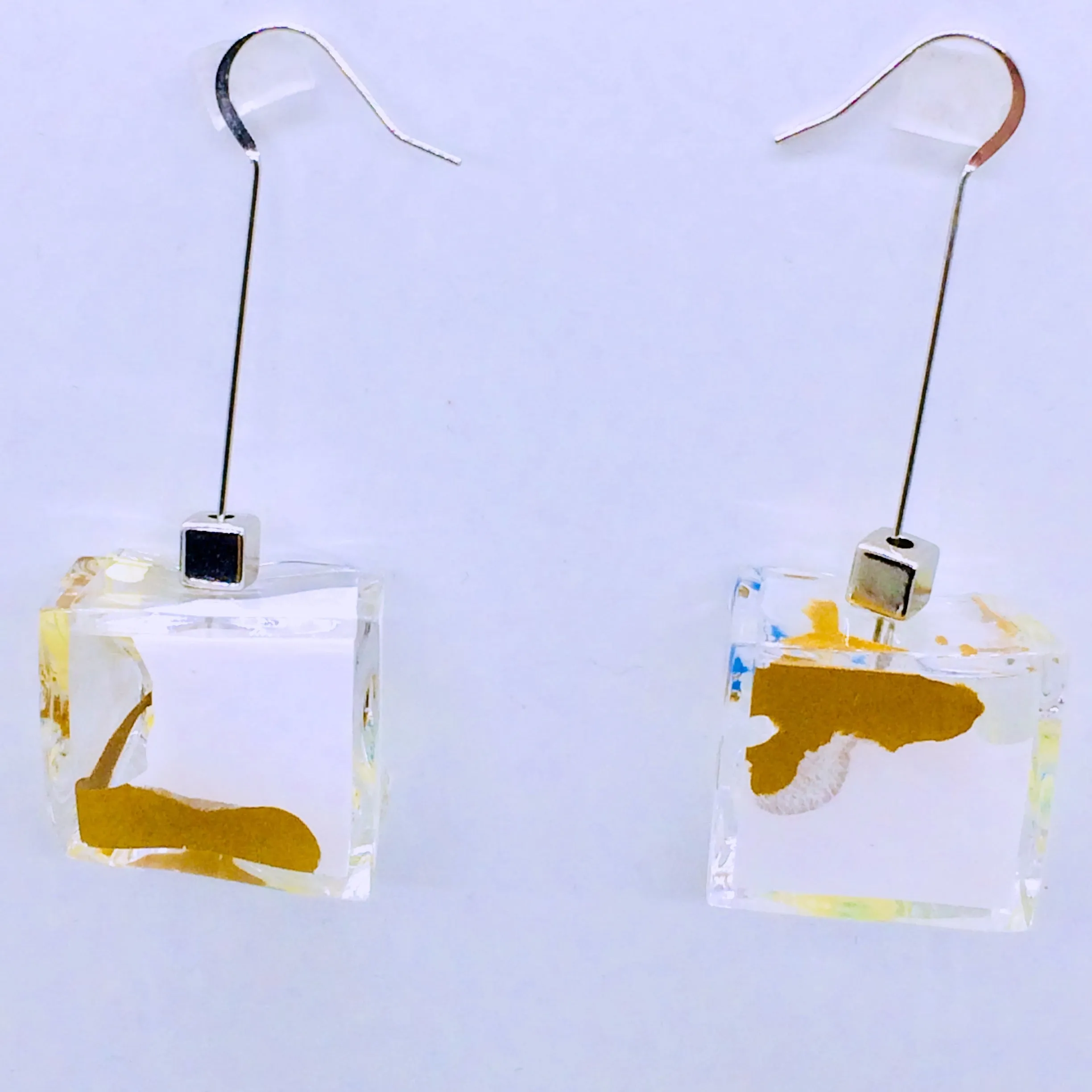 Clear White And Bronze Node Art Cube Earrings.01