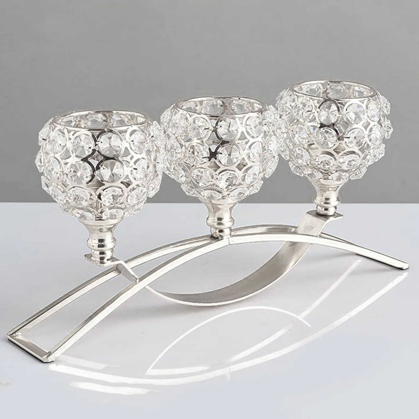 Elegance Crystal Candle Holder – A Touch of Glamour and Sophistication for Your Home