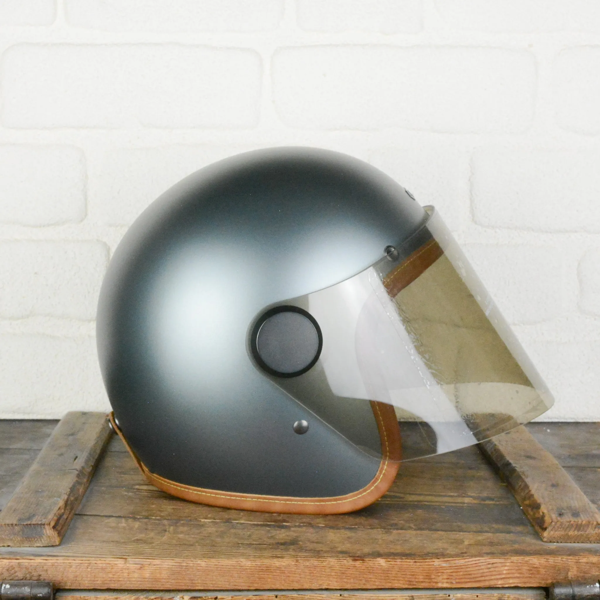 Epicurist Ash XL ECE   desert smoke visor - Sample Sale 994