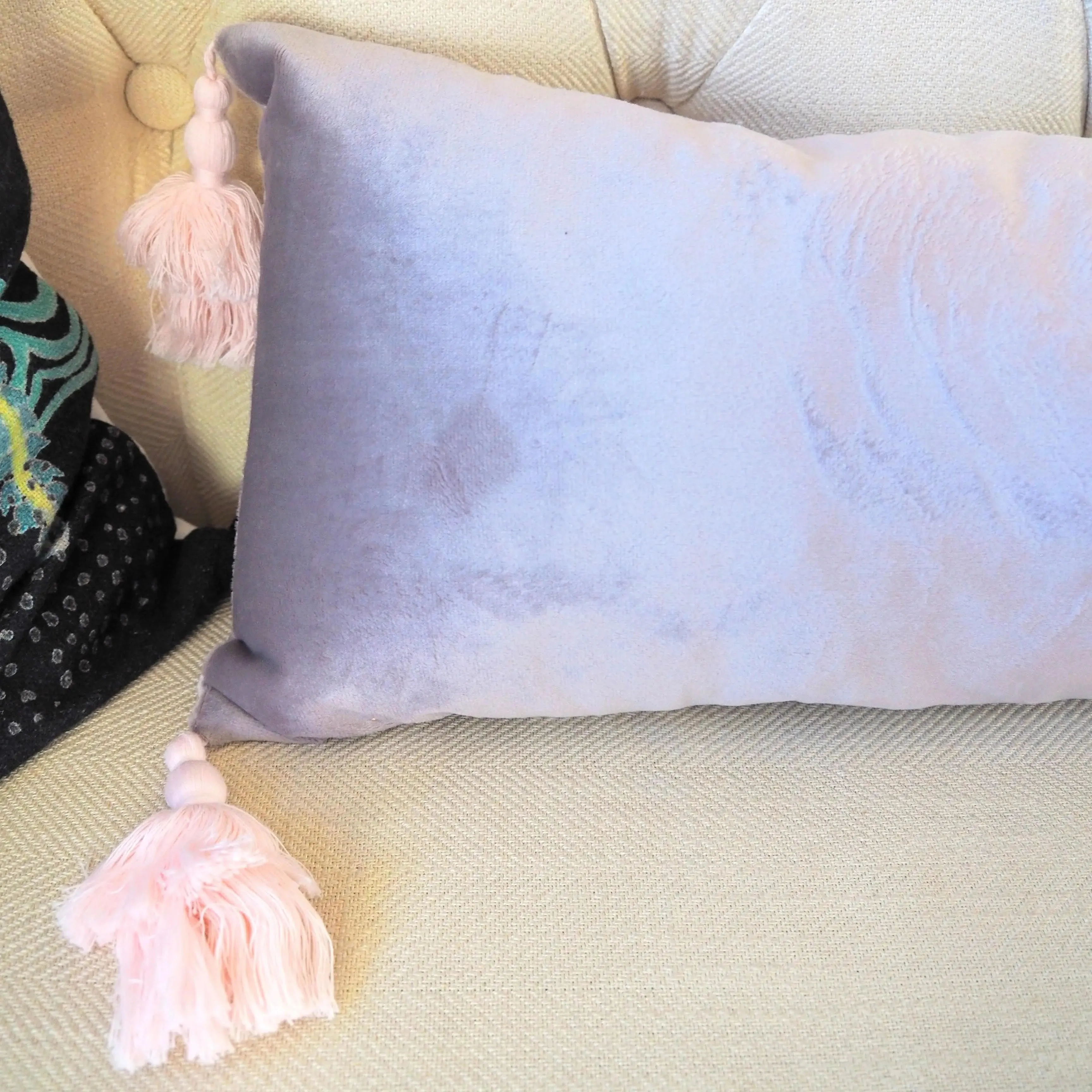 Extra Skinny Lumbar Pillow with Tassels - Black