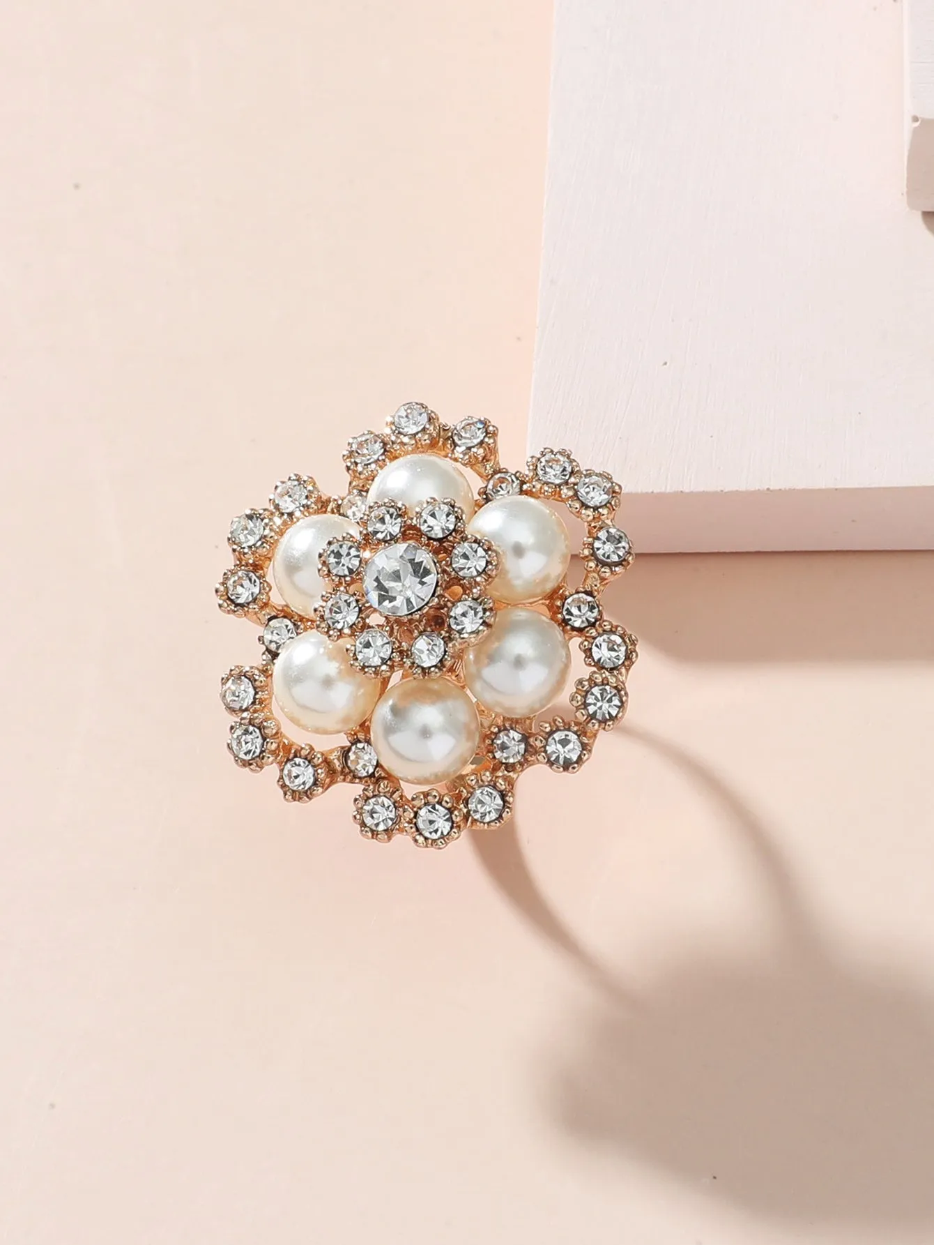 Faux Pearl Flower Decor Ring- FD ⚡