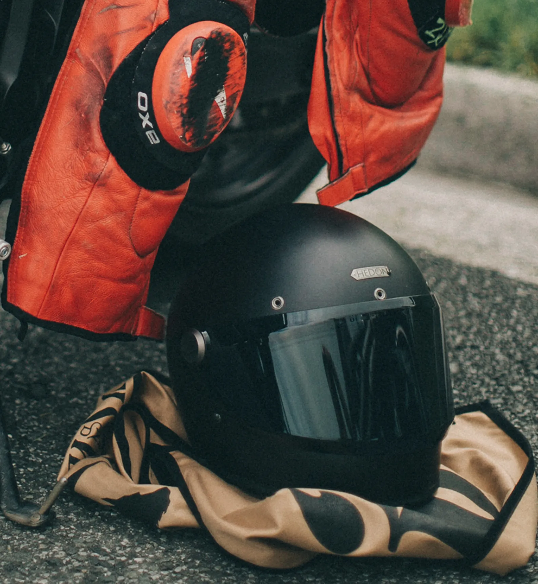 Heroine Racer Coal Matte 2.0 | Made-To-Order