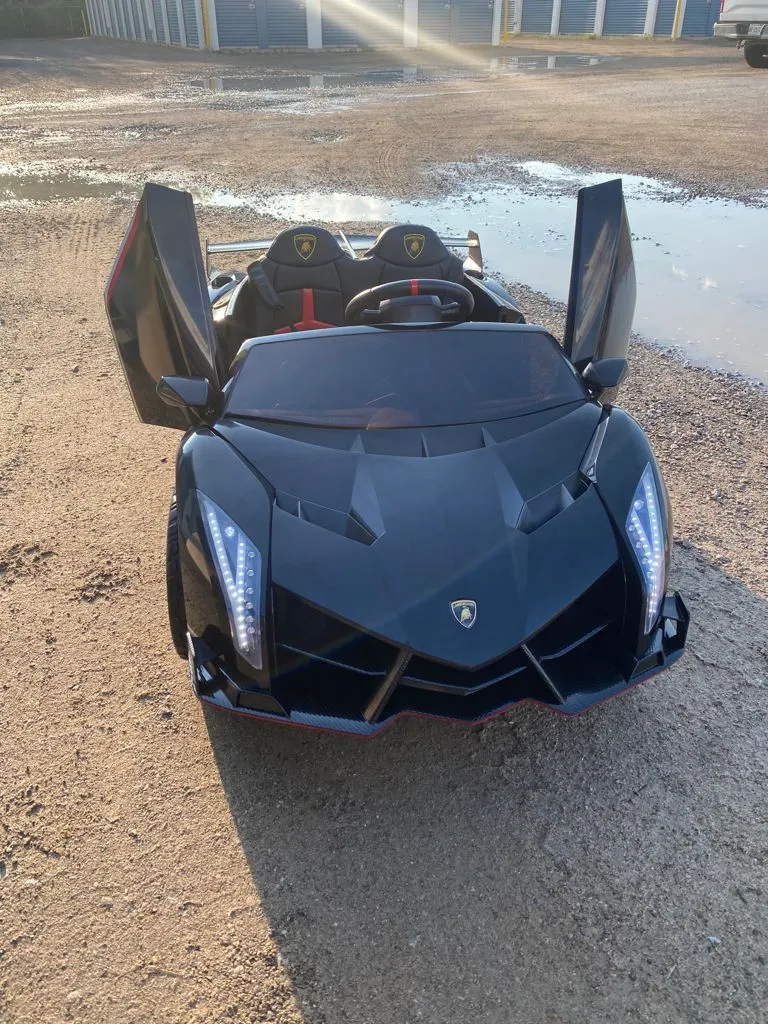 Licensed 2025 Lamborghini Veneno | Upgraded 24V | 4x4 Ride-On 2 Seater | Leather Seats | Rubber Tires | Remote