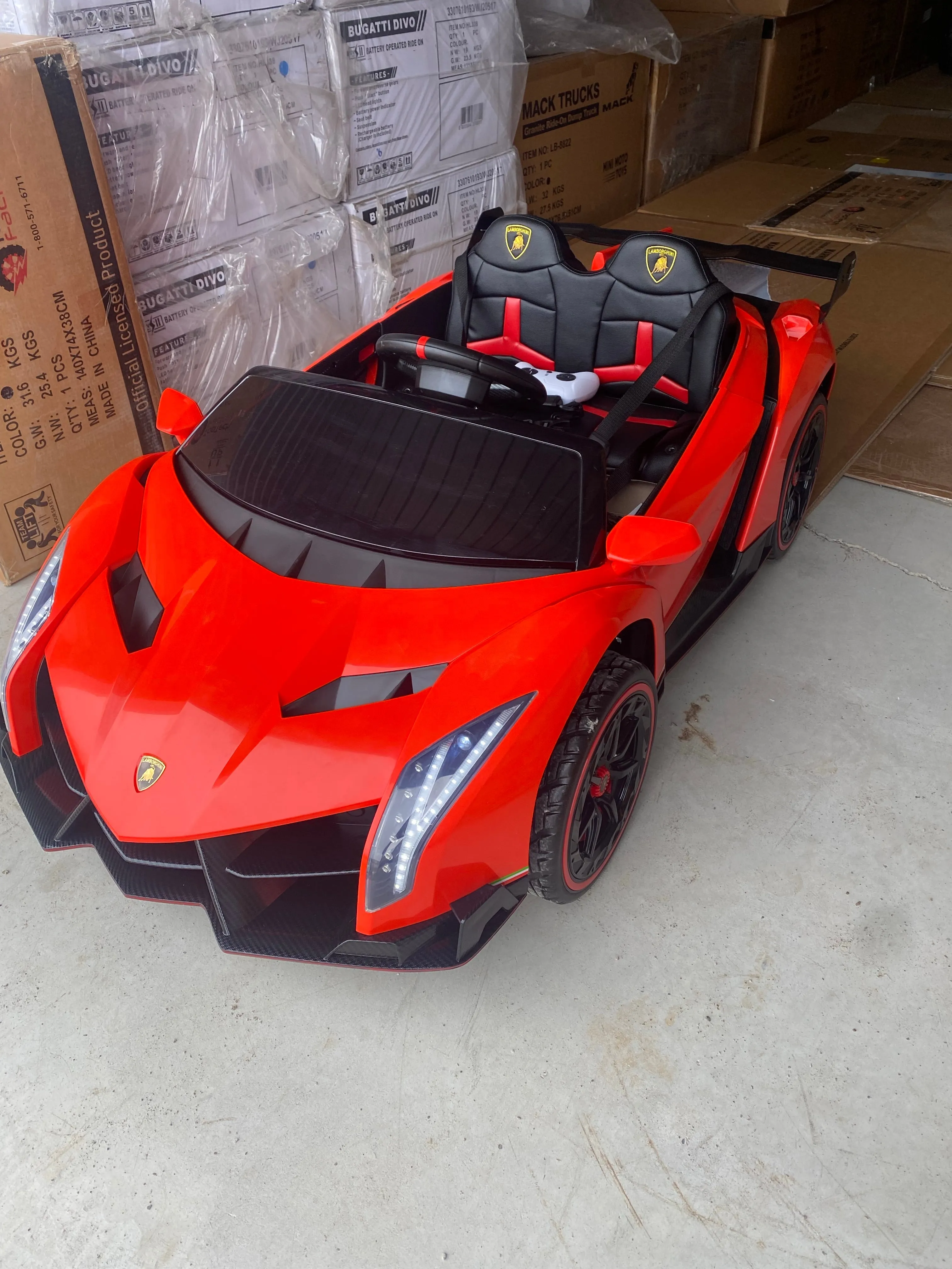 Licensed 2025 Lamborghini Veneno | Upgraded 24V | 4x4 Ride-On 2 Seater | Leather Seats | Rubber Tires | Remote