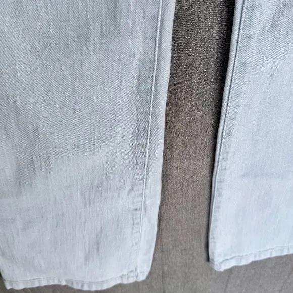 Madewell 11&quot; High-Rise Flare Jeans in Hanford Wash: Welt Pocket Edition Size 26