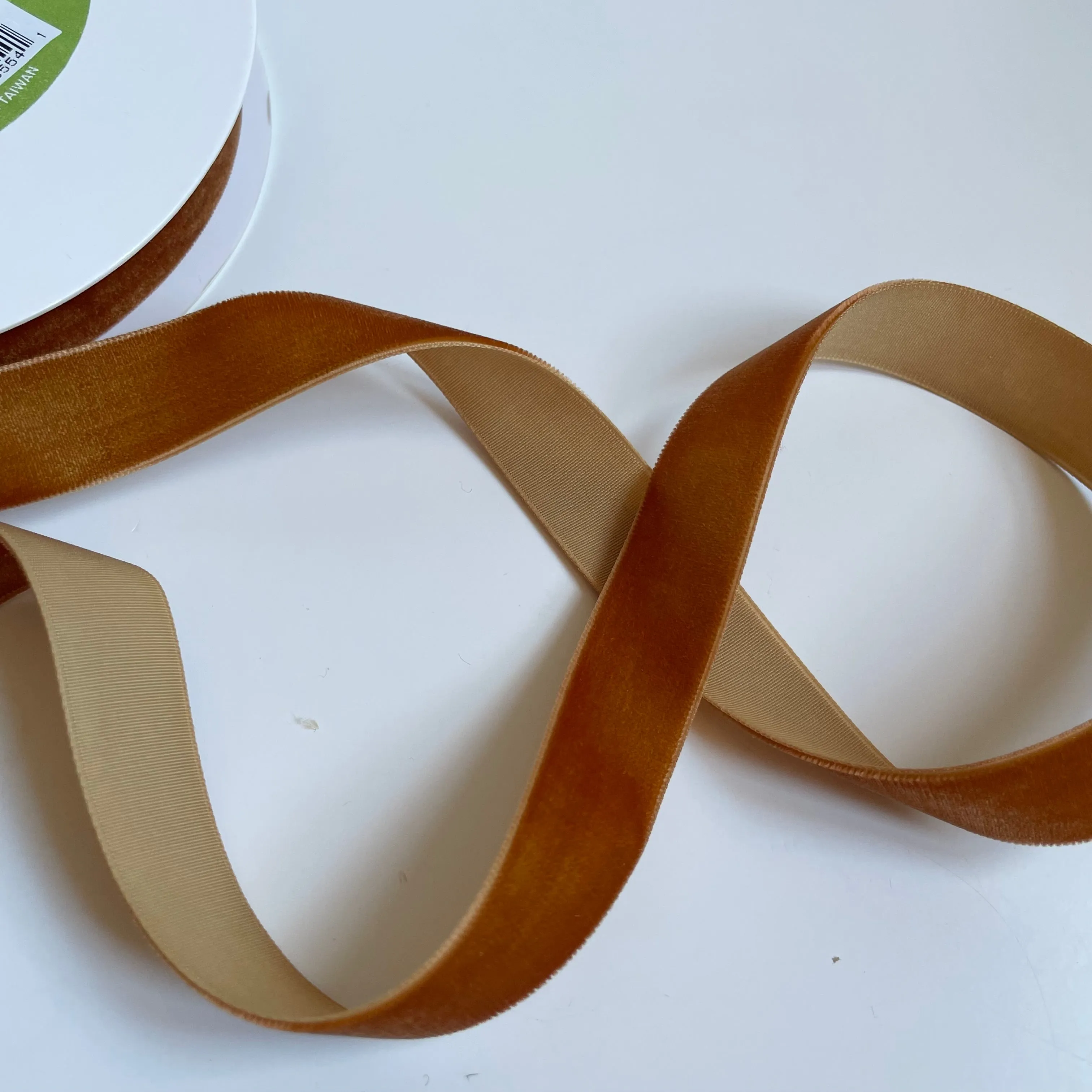 May Arts Velvet Ribbon - 3/4"
