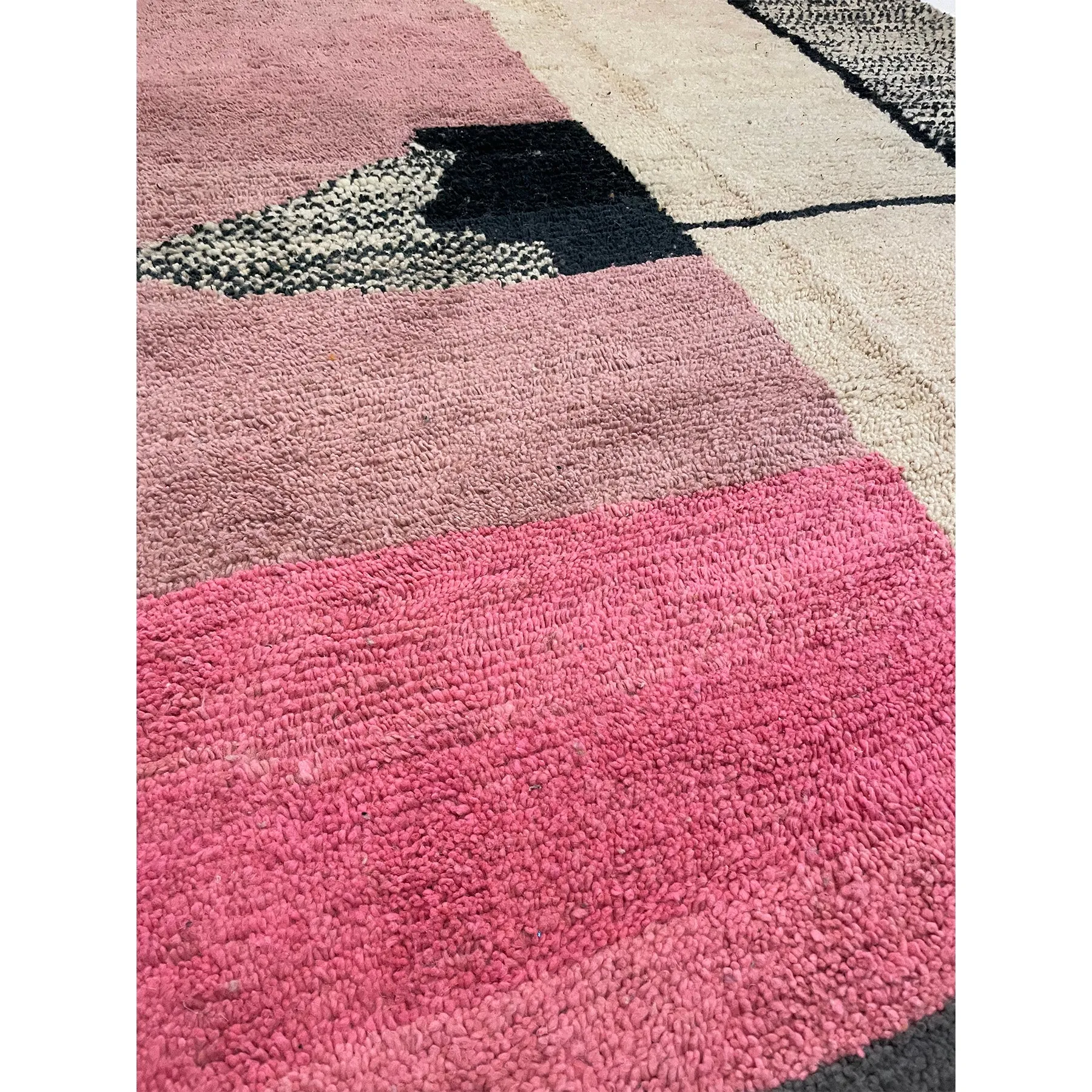 No. 590 | 6' 4" x 9' 8"
