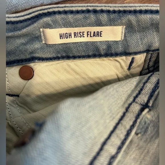 NWT Wrangler Retro, Embroidered High Rise Flare Jeans, Multiple Sizes in Greta