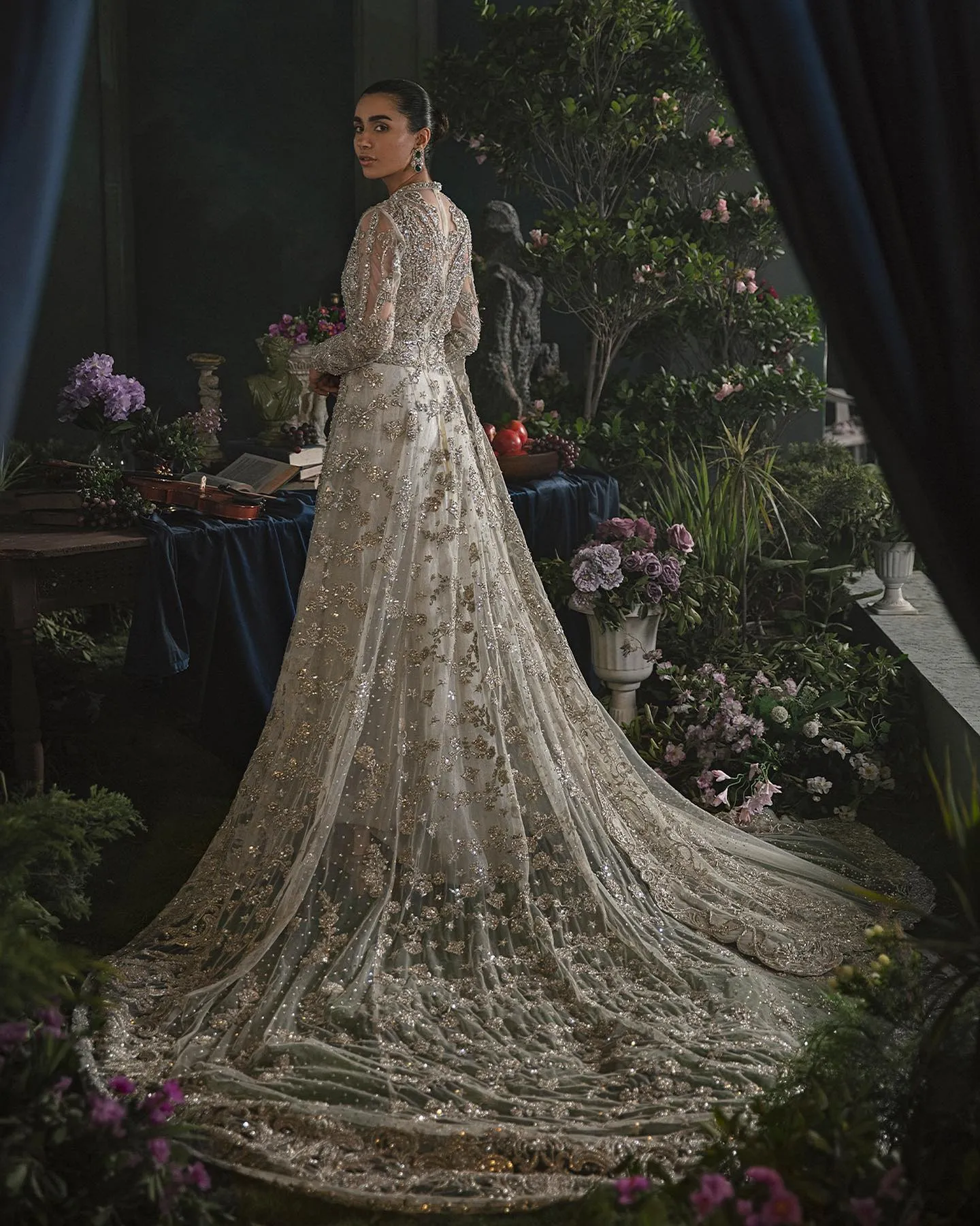 Pakistani Bridal Lehenga Designs in Heavy Embroidered Off white and Gold Lehenga Gown for Pakistani Bridal Wear #BN950