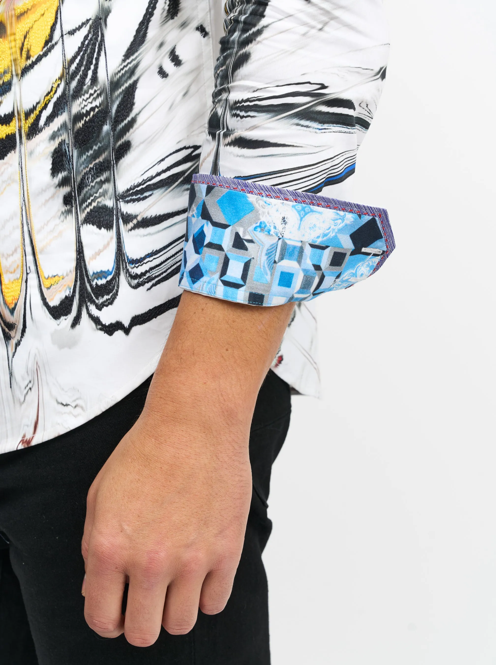 PEYOTE LONG SLEEVE BUTTON DOWN SHIRT