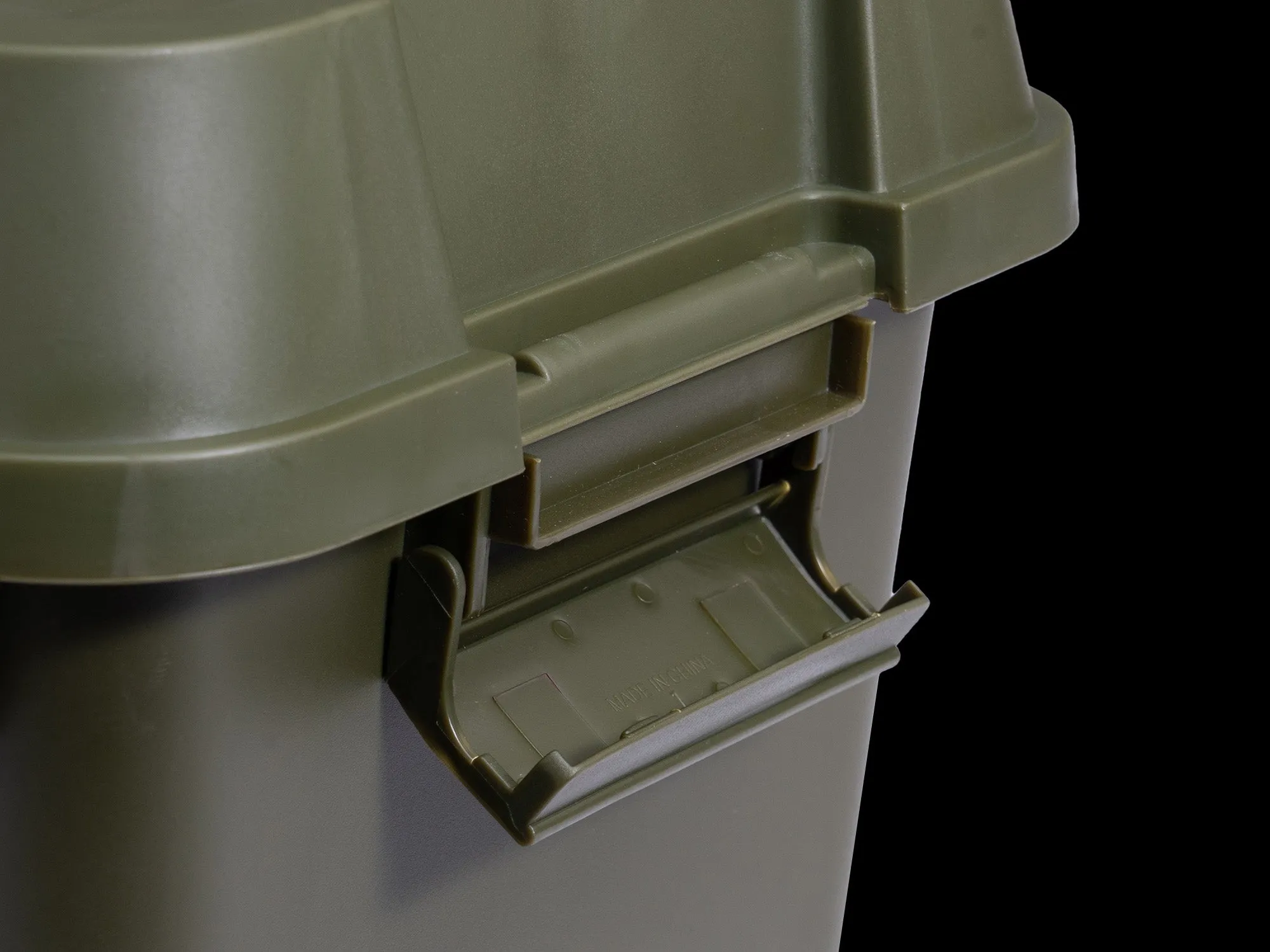 RIDGEMONKEY Armoury Stackable Storage Box 36 Litre