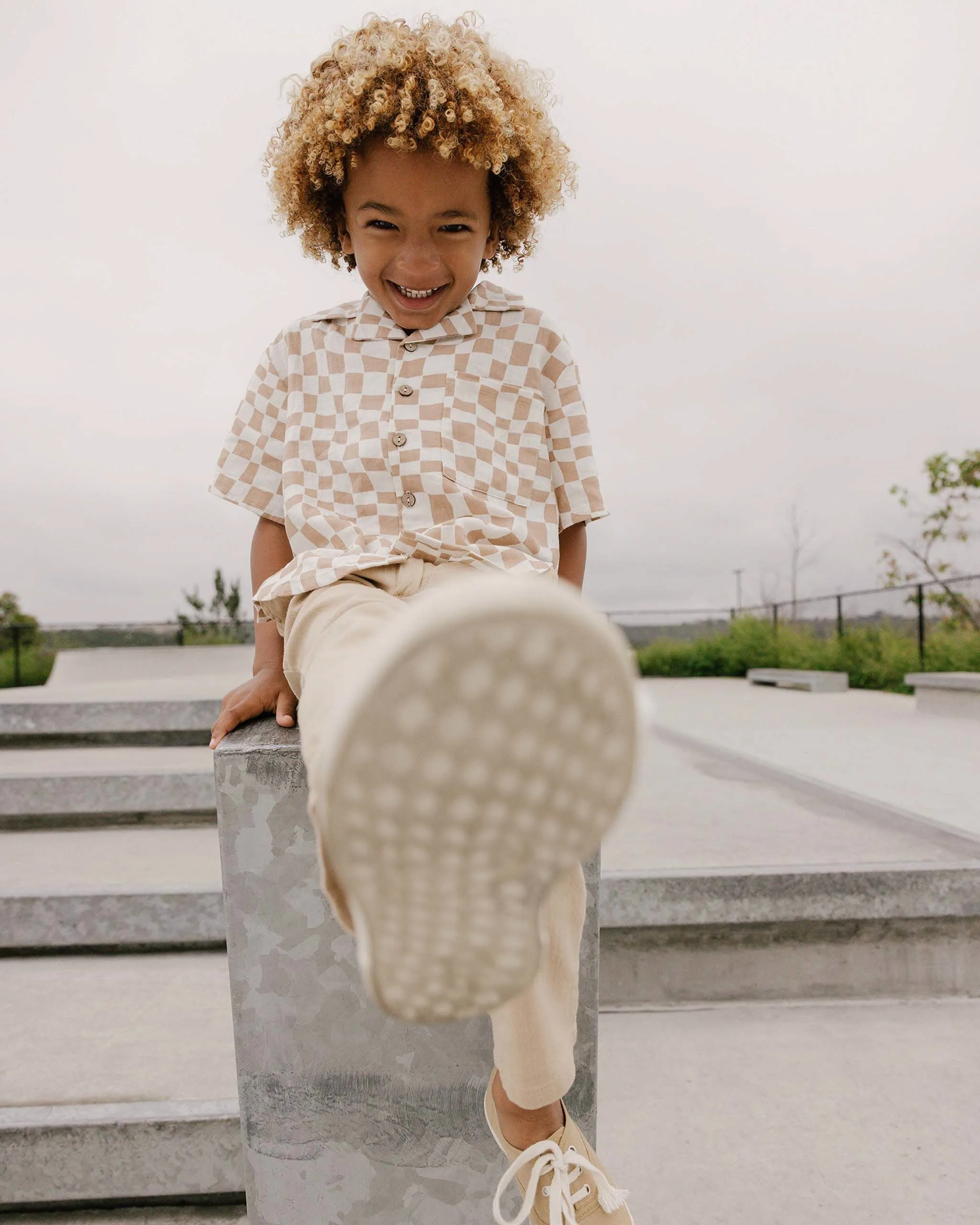 The Lapel Collar Shirt by Rylee   Cru - Sand Check - KIDS