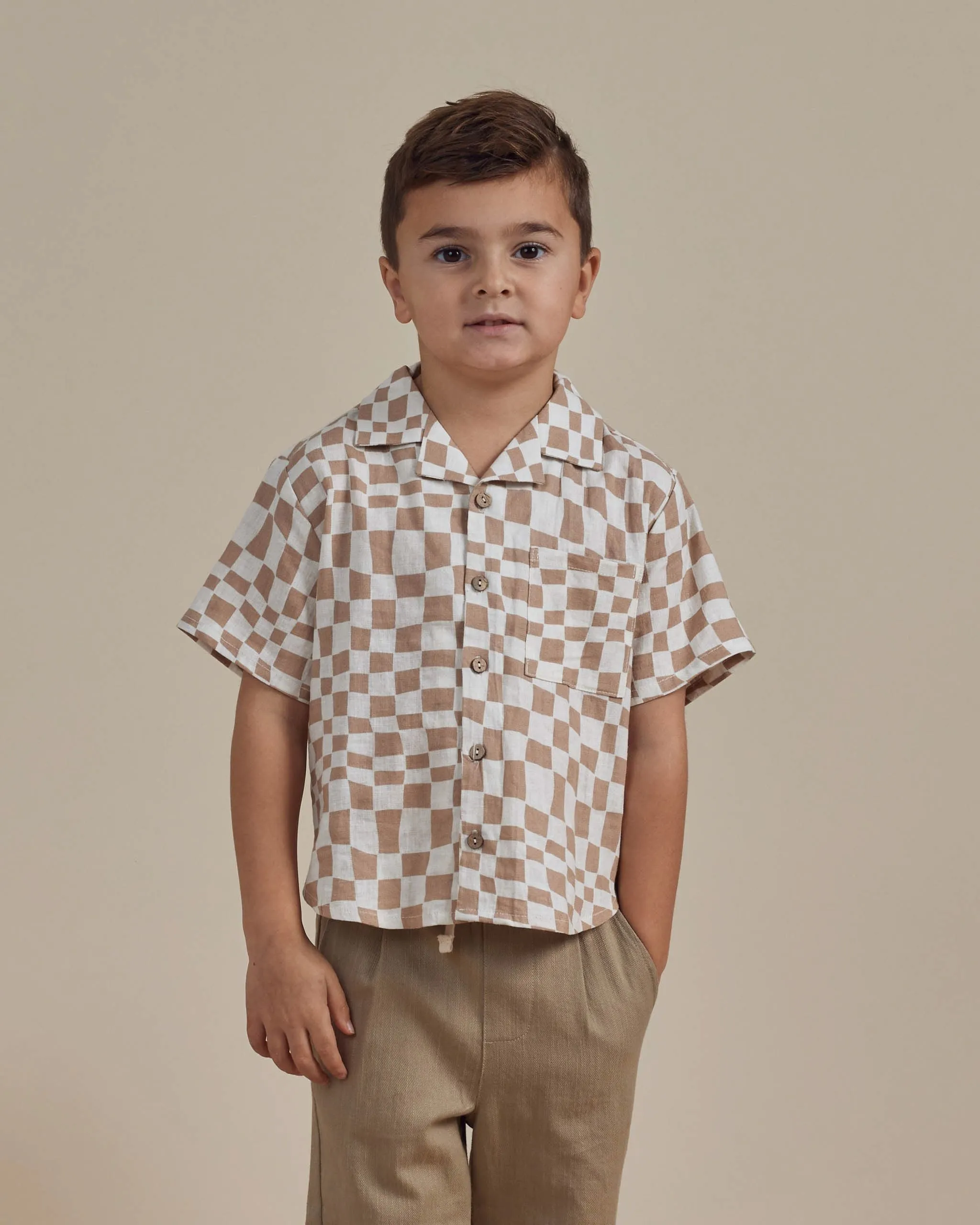 The Lapel Collar Shirt by Rylee   Cru - Sand Check - KIDS