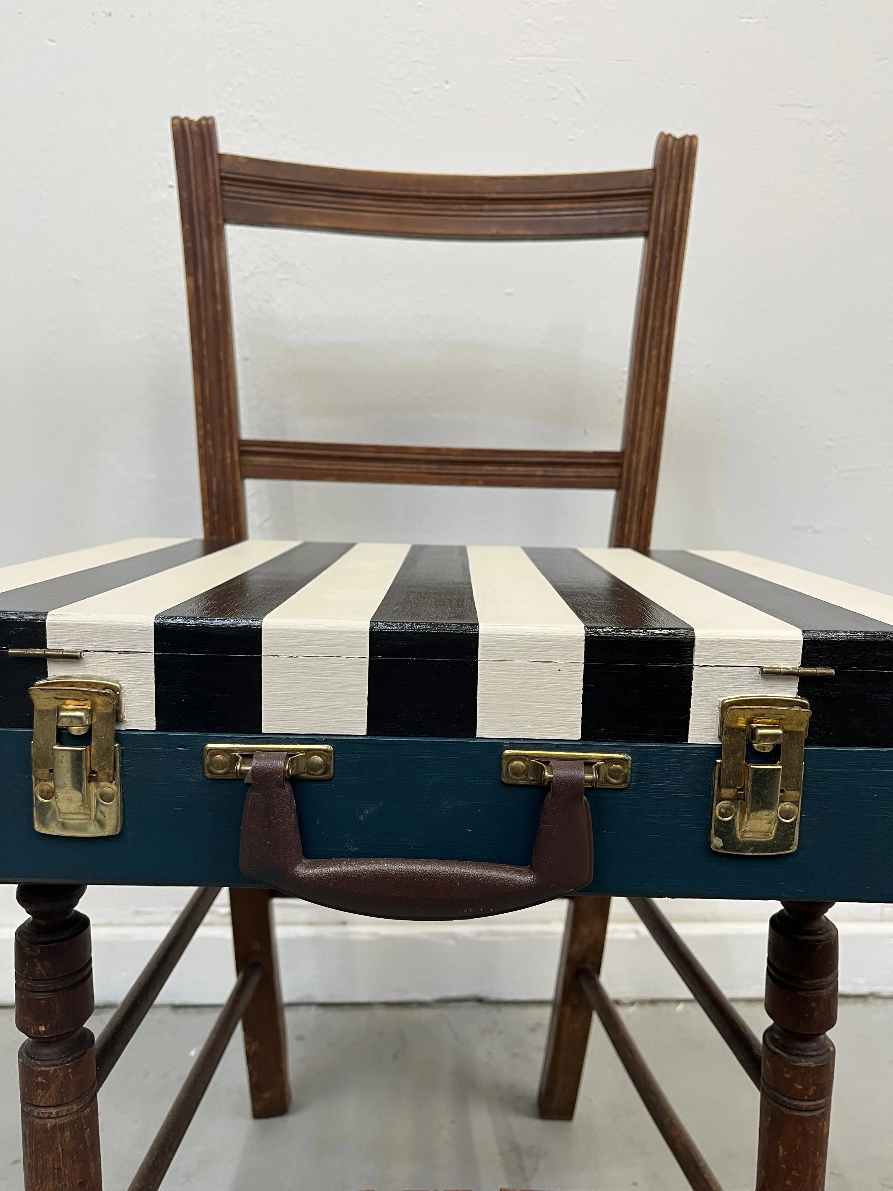 The Pali Customized Vintage Painters Box