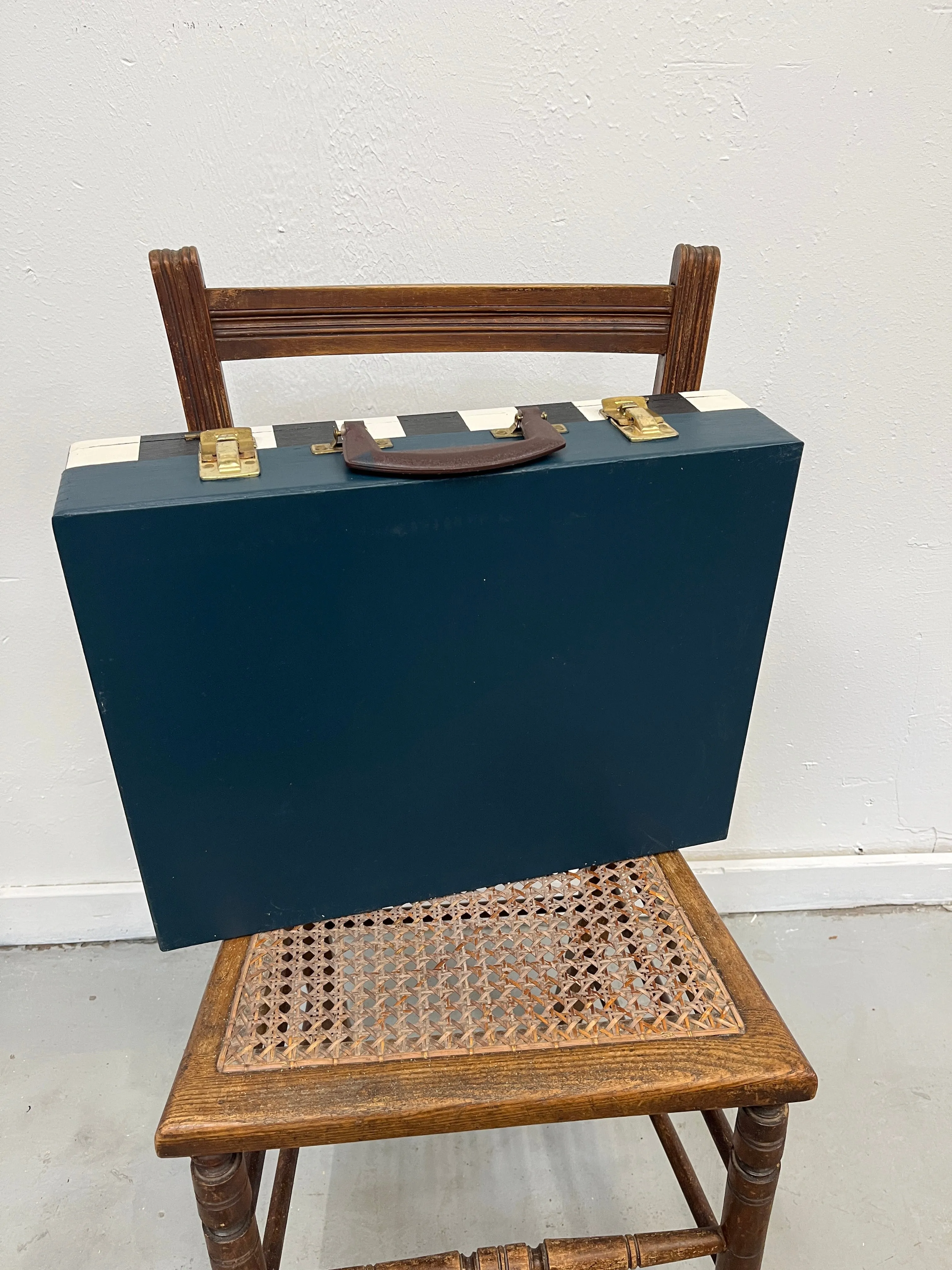 The Pali Customized Vintage Painters Box